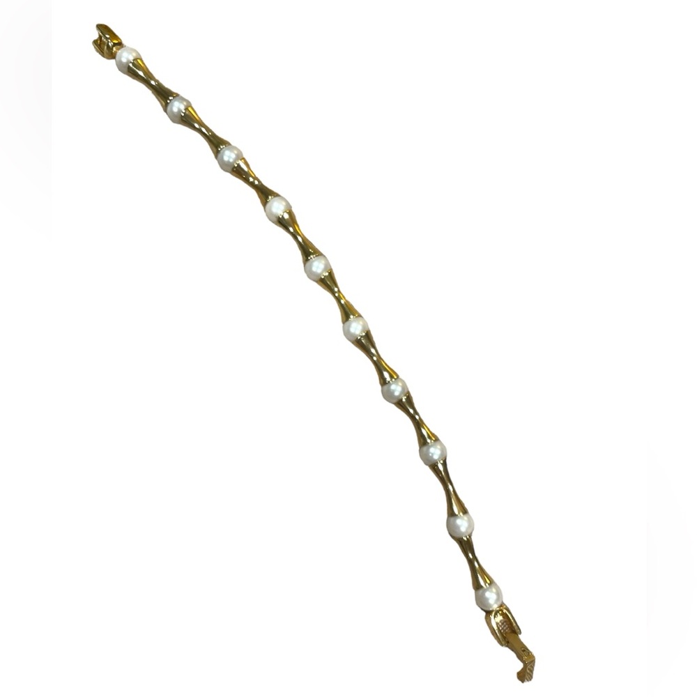 Misaki Bracelet with Pearl and Gold Tone Details